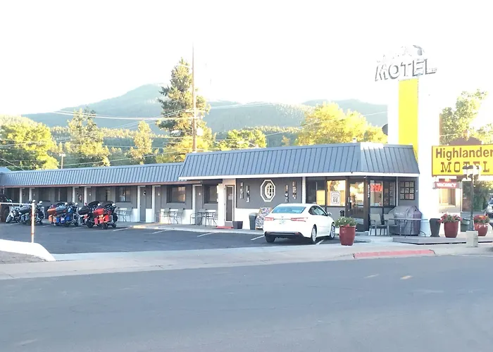 Highlander Motel 2*
